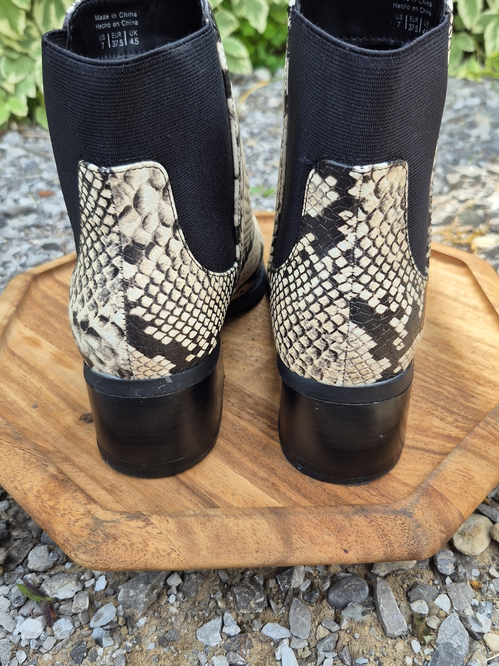 Call It Spring "Grilin" Vegan Faux Snakeskin Chelsea Ankle Boots – Size 7 - Picture 6 of 13